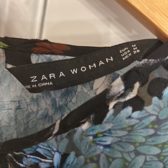 Zara Woman Velvet Embossed Dress New - Picture 3 of 3